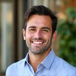 Retrato profesional de Marco Fernández, experto en Sudeste Asiático.